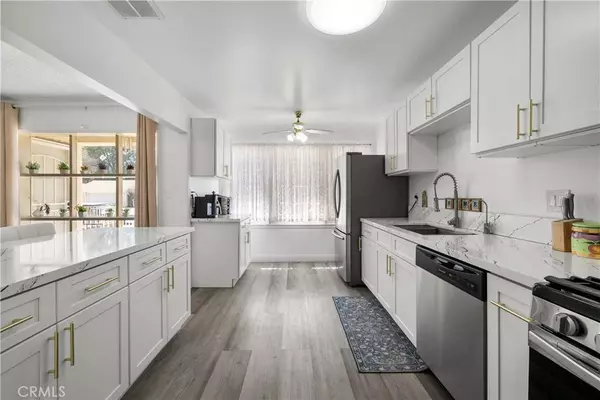 641 W Avenue J9, Lancaster, CA 93534