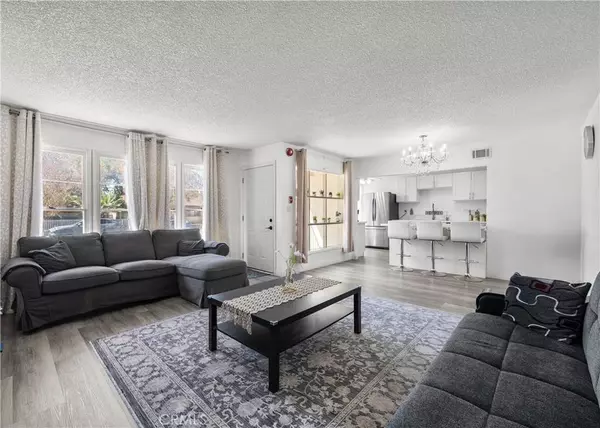 641 W Avenue J9, Lancaster, CA 93534