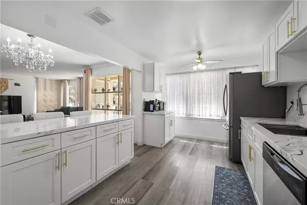 641 W Avenue J9, Lancaster, CA 93534