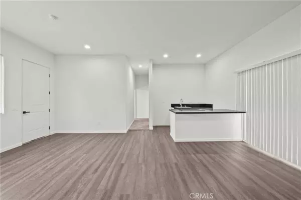 14673 1/2 Chatsworth ST, San Fernando, CA 91345