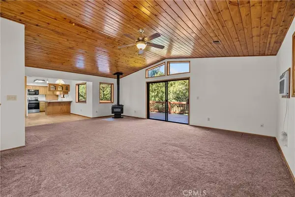 2221 Woodland DR, Pine Mountain Club, CA 93222