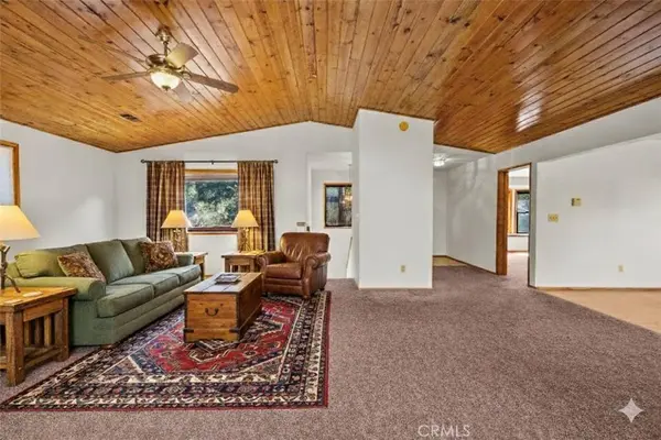 2221 Woodland DR, Pine Mountain Club, CA 93222