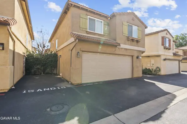 9427 Lemona AVE #15, North Hills, CA 91343