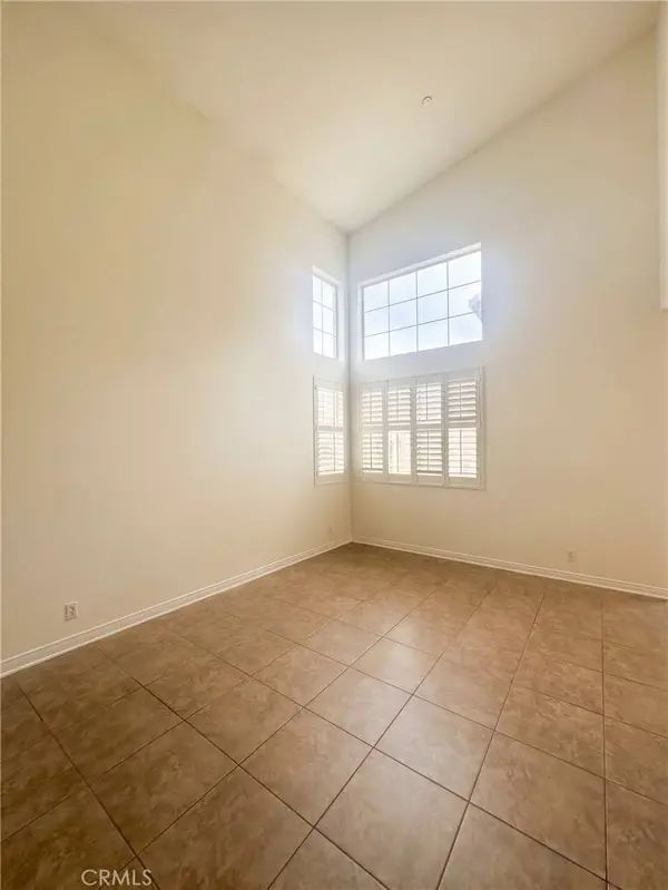 3433 E White Chapel CT #B, Orange, CA 92869