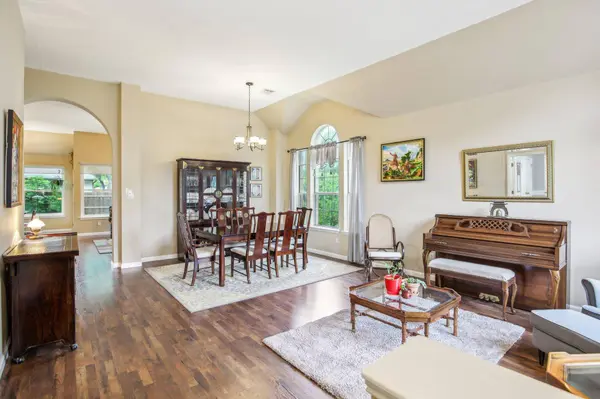 1501 Edelweiss DR, Cedar Park, TX 78613