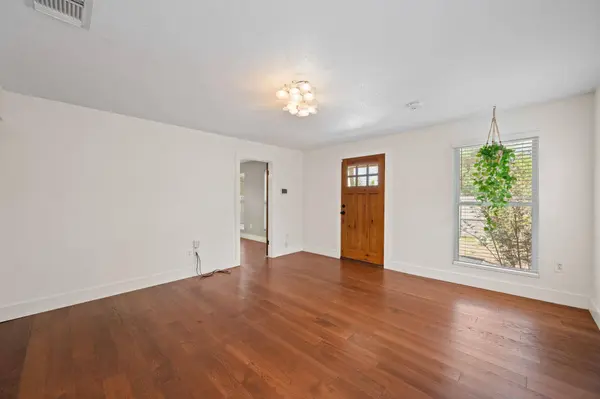 1137 Nickols Ave, Austin, TX 78721