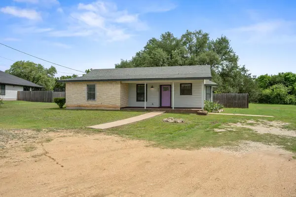 201 Kristi LN, Liberty Hill, TX 78642