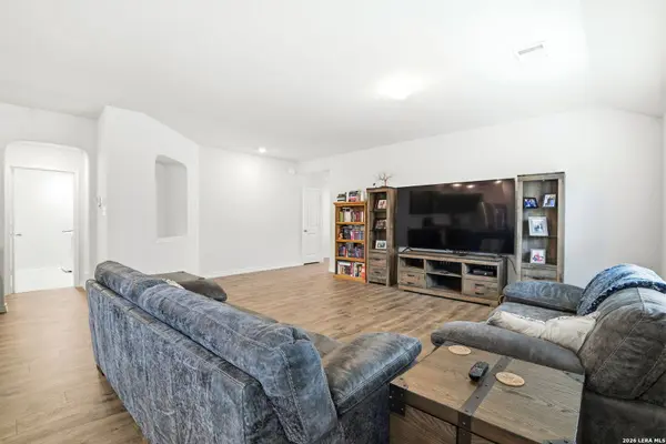 13042 Minuet Sway, San Antonio, TX 78252