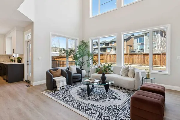 96 Cranbrook WAY SE, Calgary, AB T3M 2C3