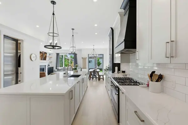 625 16 ST NW, Calgary, AB T2N 2C2