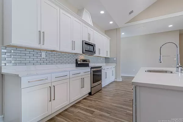 16923 Rancho Escondido, Atascosa, TX 78002