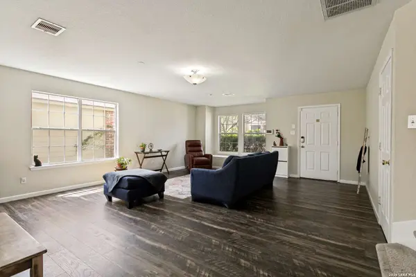 11118 Ranger Cavern, San Antonio, TX 78254
