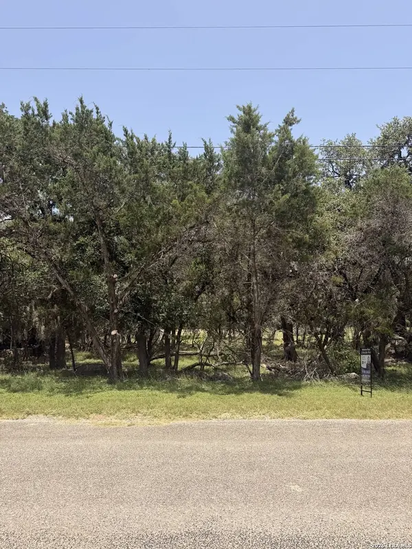 1466 Whispering Water, Spring Branch, TX 78070