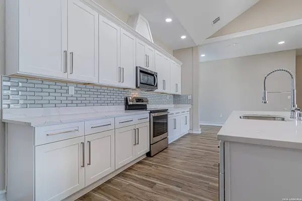 16923 Rancho Escondido, Atascosa, TX 78002