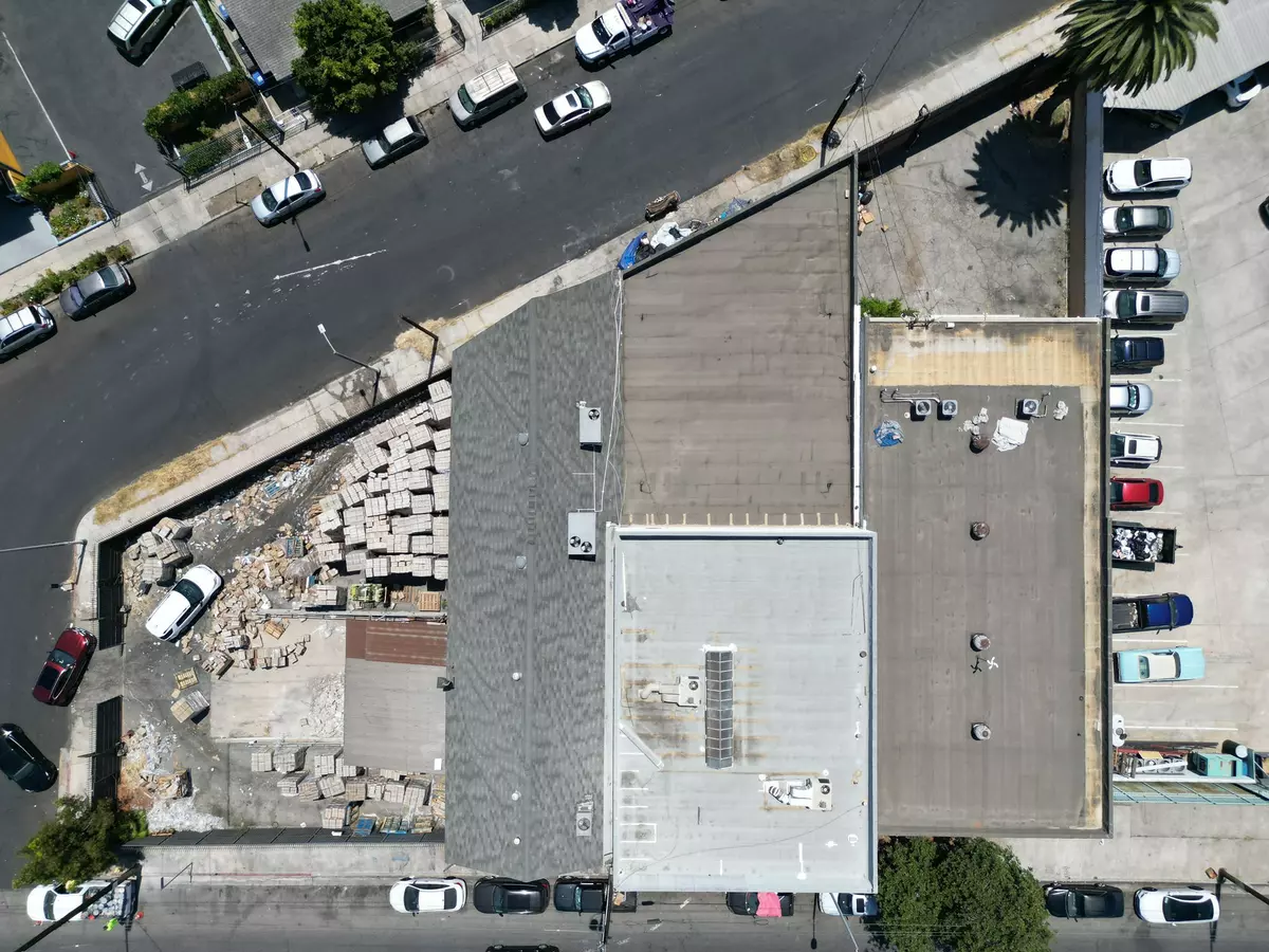 Los Angeles, CA 90011-2435,750 E Jefferson Blvd