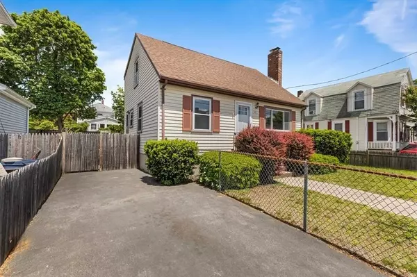 72 Turner St, Quincy, MA 02169