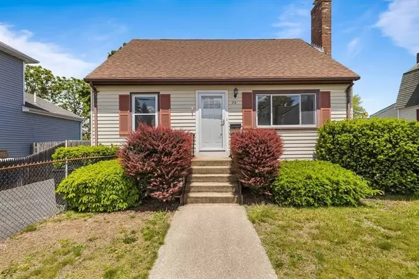 72 Turner St, Quincy, MA 02169