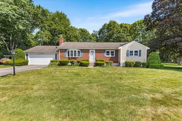 17 Hall Drive, Norwell, MA 02061