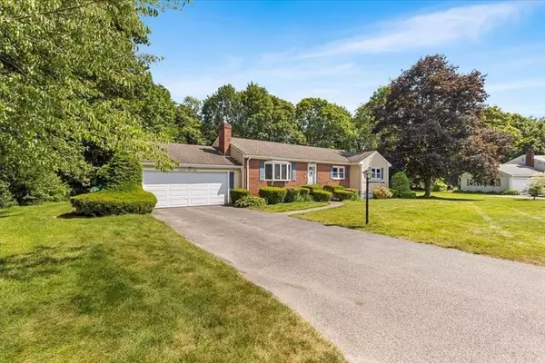 17 Hall Drive, Norwell, MA 02061