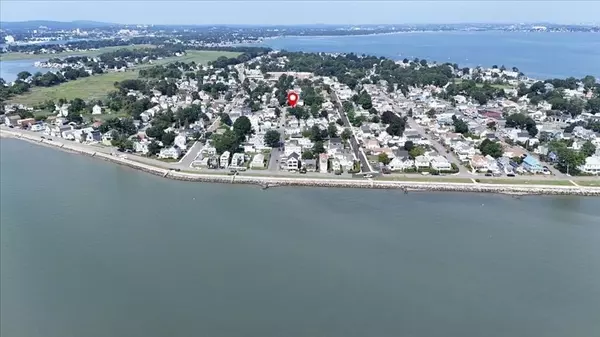 78 Turner St, Quincy, MA 02169