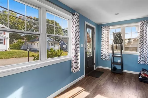 83 Edgemont Rd, Braintree, MA 02184