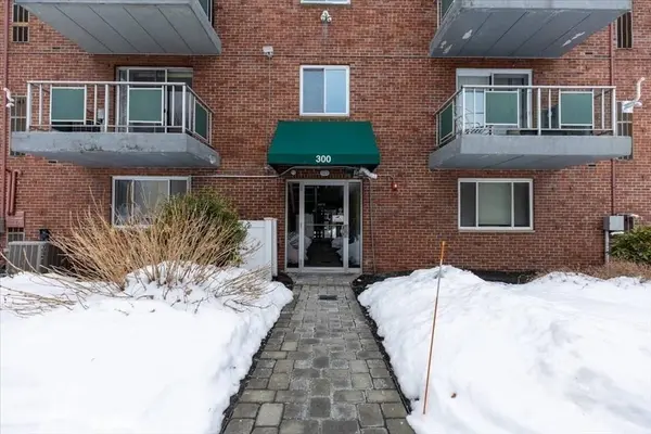 300 Commercial Street #23, Braintree, MA 02184