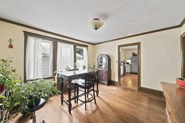 20 Fairbanks Rd, Milton, MA 02186
