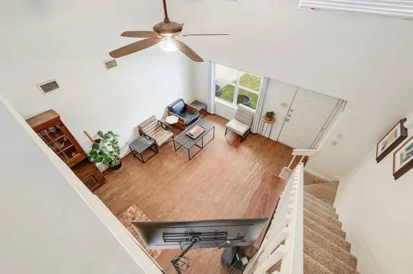 703 Valley View DR #A & B, Pflugerville, TX 78660
