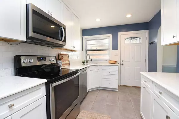 736 S Ashland AVE, La Grange, IL 60525