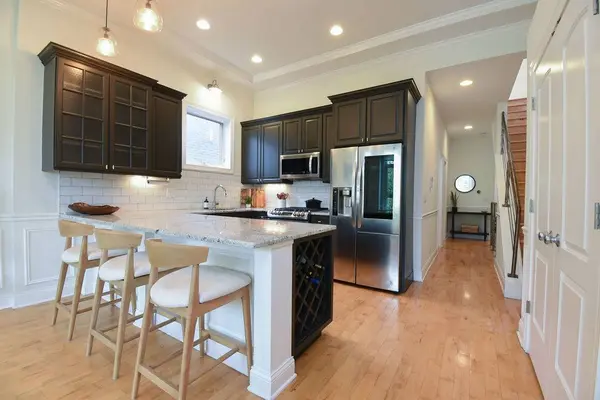 1447 N Bosworth AVE #3, Chicago, IL 60642