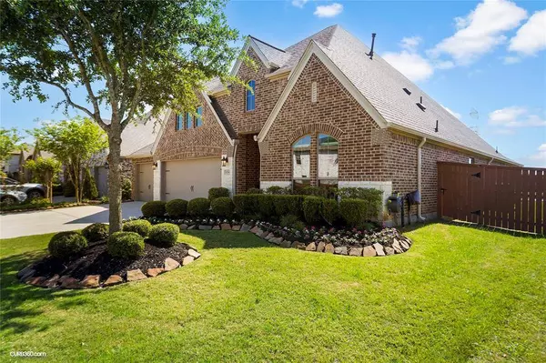 12318 Thorntonhall DR, Richmond, TX 77407