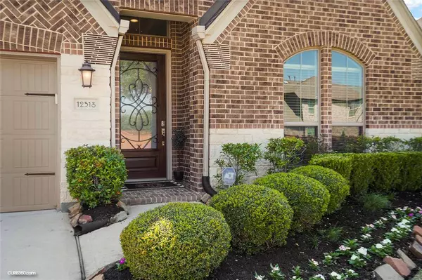 12318 Thorntonhall DR, Richmond, TX 77407