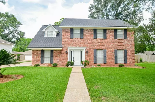 9719 Kindletree DR, Houston, TX 77040