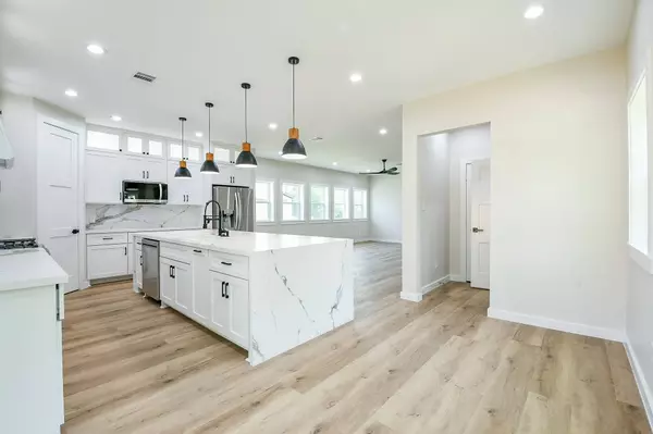 3509 Omega ST, Houston, TX 77022