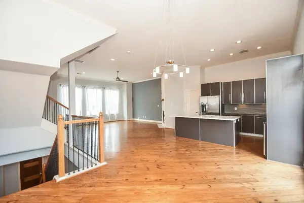 748 W 16th ST #B, Houston, TX 77008