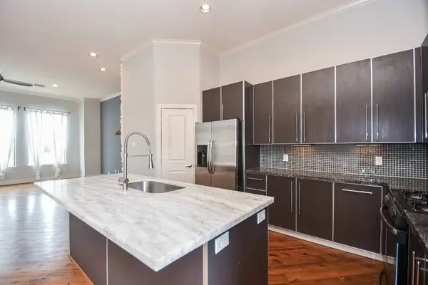 748 W 16th ST #B, Houston, TX 77008