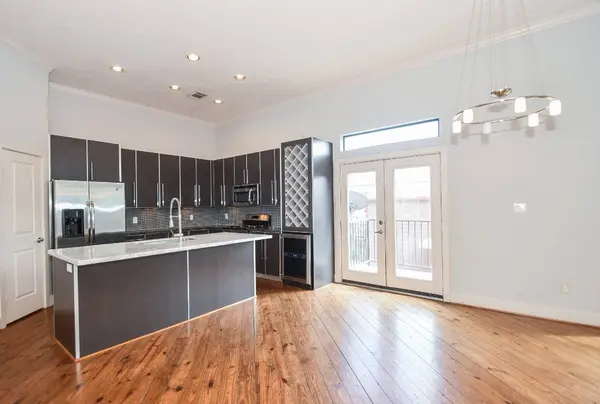 748 W 16th ST #B, Houston, TX 77008