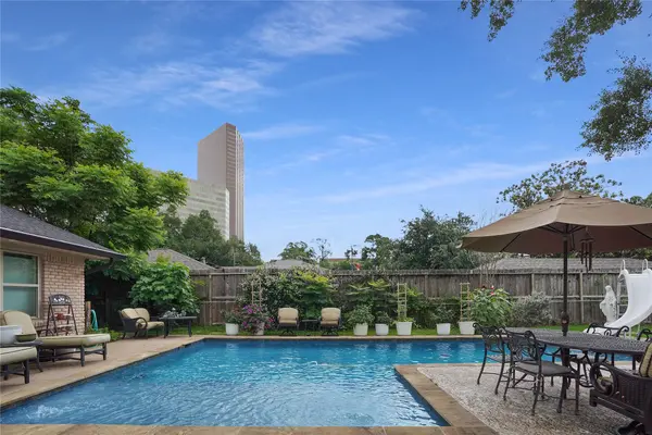 5643 Terwilliger WAY, Houston, TX 77056