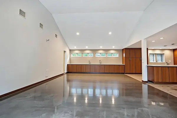 5643 Terwilliger WAY, Houston, TX 77056