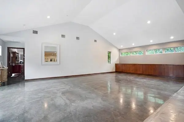 5643 Terwilliger WAY, Houston, TX 77056