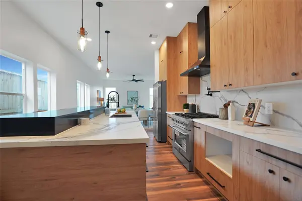 315 Palmer ST, Houston, TX 77003