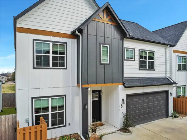 303 Blueberry ST #B, Houston, TX 77018