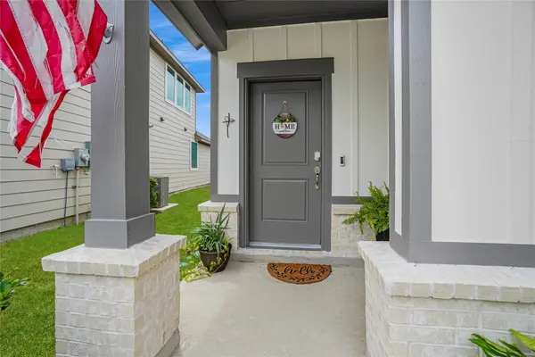 21715 White Bellflower LN, Cypress, TX 77433