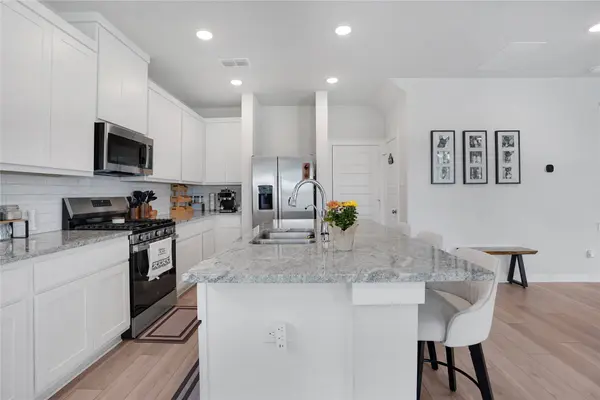 21715 White Bellflower LN, Cypress, TX 77433