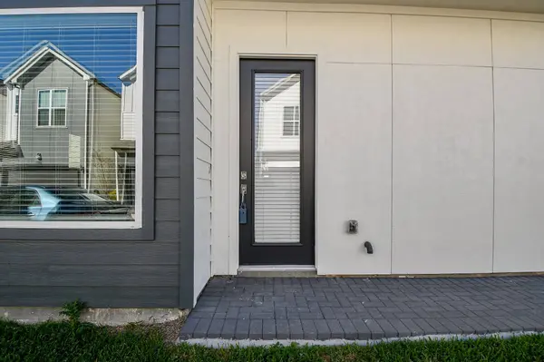 2305 Silva Park LN, Houston, TX 77091