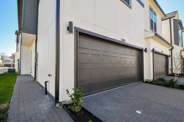 2305 Silva Park LN, Houston, TX 77091