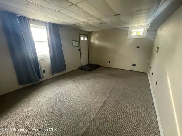401 Putnam ST, Scranton, PA 18508