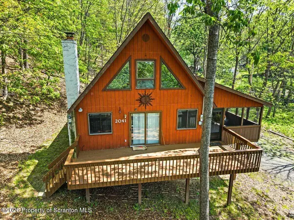 250 Brentwood DR, Bushkill, PA 18324