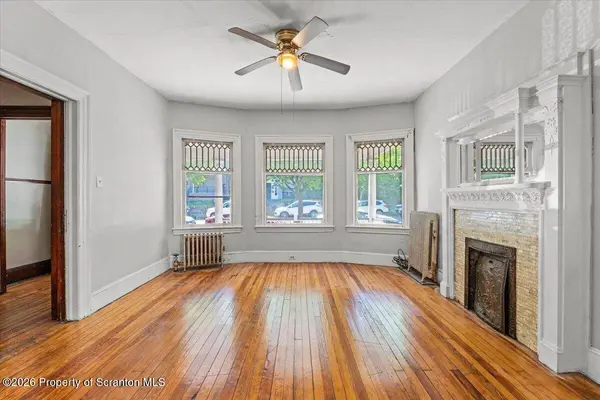 833 835 Monroe AVE, Scranton, PA 18510