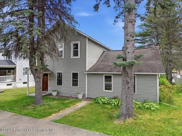 334 Washington AVE, Jermyn, PA 18433